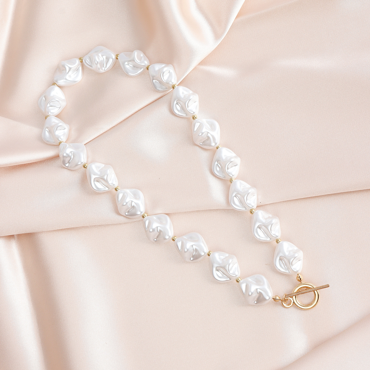 Vintage Baroque Imitation Irregular Pearl Choker Neacklaces For Women Luxury Gold Plated Chain Elegant Jewelry Party Birthday Wedding Gifts