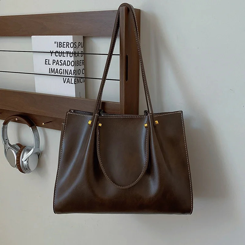 Classic Selg Leisure Trend PU Large Capacity Shoulder Fashion Tote Bag Womens Handbag 240910 a4b2