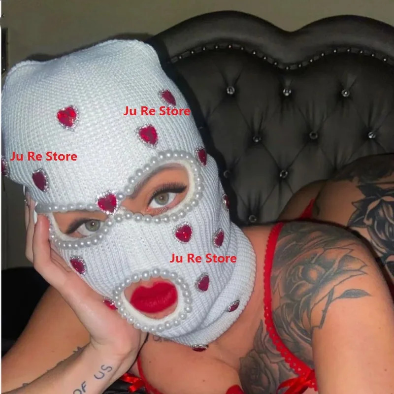 Spicy Girls Street Fashion Personalized Handmade DIY Love Red Diamond Pearl Hip Hop Rock Knitted Pulley Hat Men and Women 240910