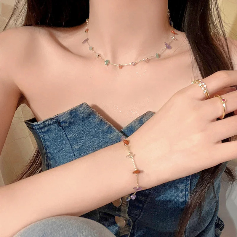 Fashionable and cute natural stone necklace suitable for women summer simple crystal Kravik chain necklace jewelry gift 240910