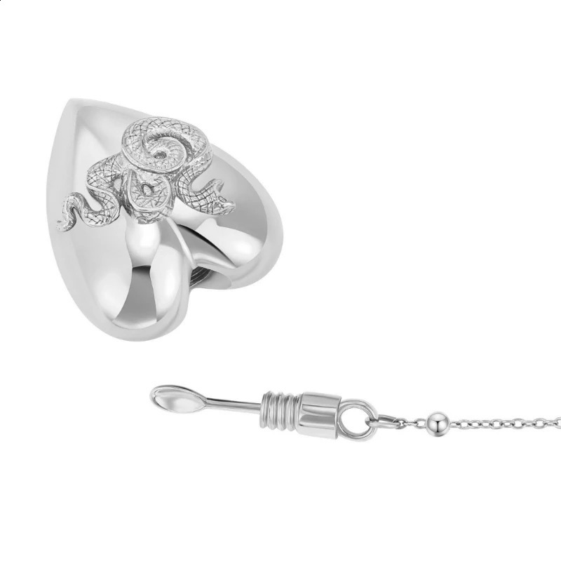 Heart shaped Charm Necklace Heart shaped Snake Pendant Necklace Wedding Jewelry Accessories E0BE 240911