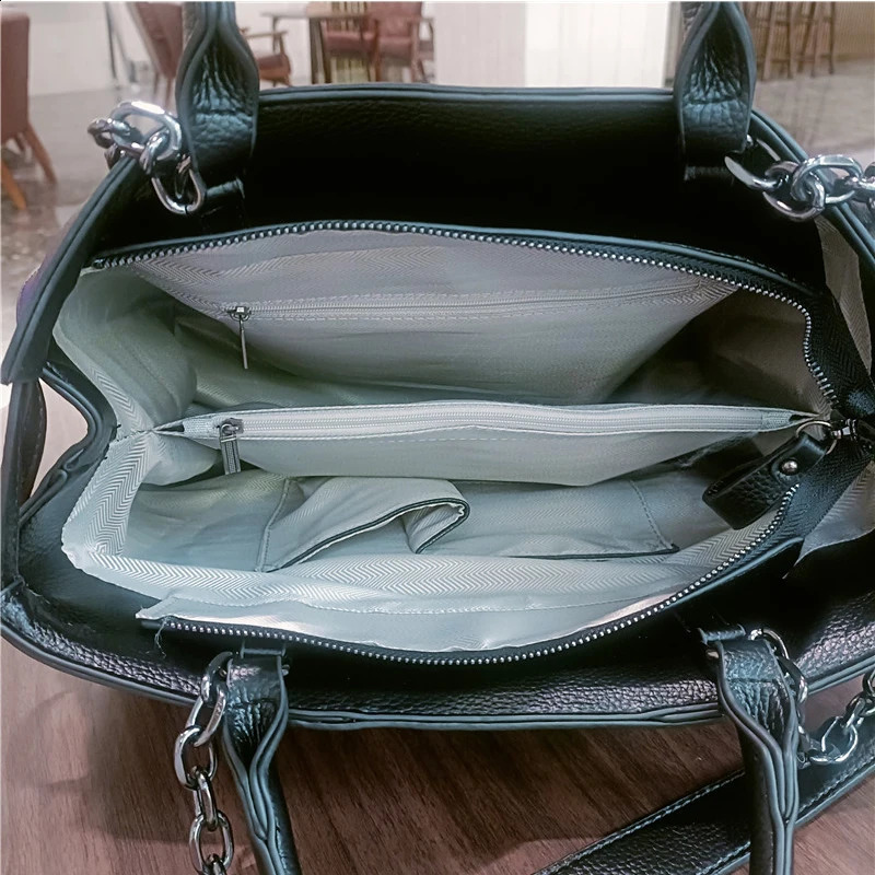 3 large capacity fashionable personalized womens lightweight y single shoulder handbag work briefcase 240904 4