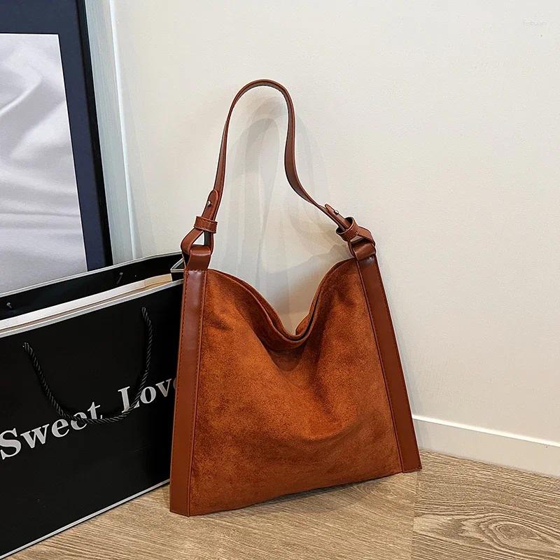 2025 NEW Totes Retro Women's Shoulder Bags Large Capacity Trend Autumn And Winter Styles Crossbody Bag original design