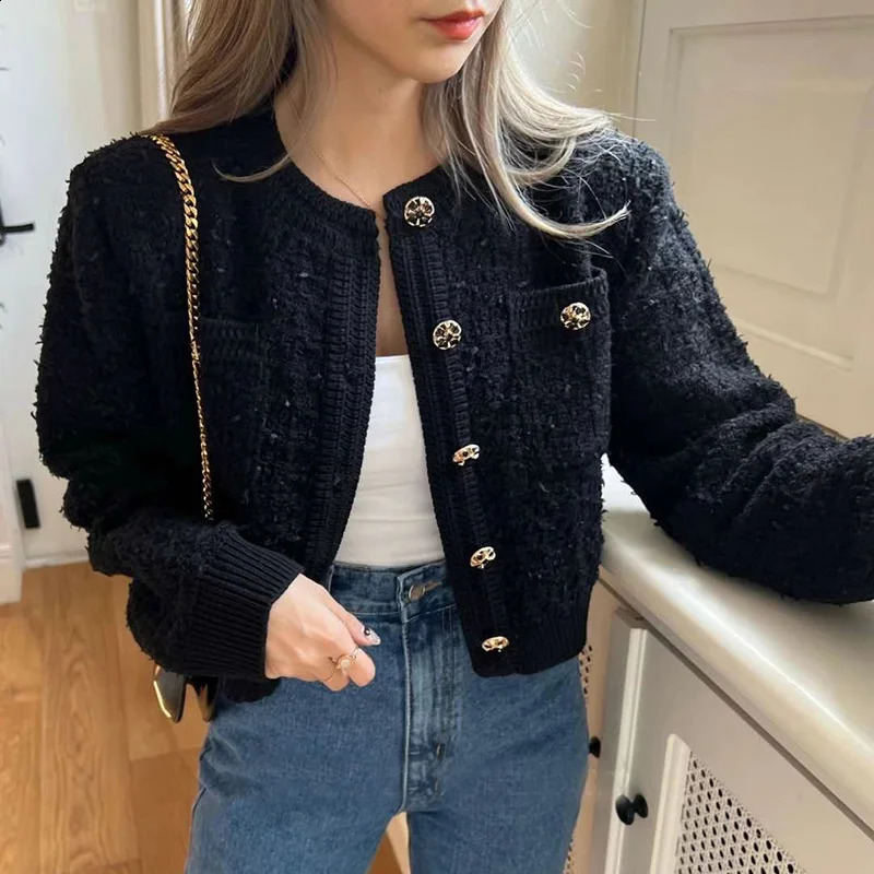 Korean Style Pink Round Neck Cropped Cardigans for Women Chic Button Long Sleeve Knitted Coats Woman Pocket Bling Short Cardigan 240905