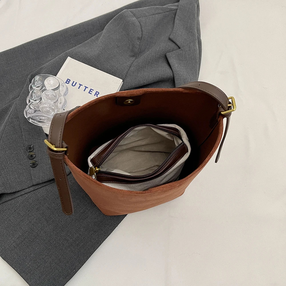 2024 est Women Suede Bag Female Frosted Split Leather Bucket Shoulder Bag Lady 2pcs Set Crossbody Messenger Wholesale 240912