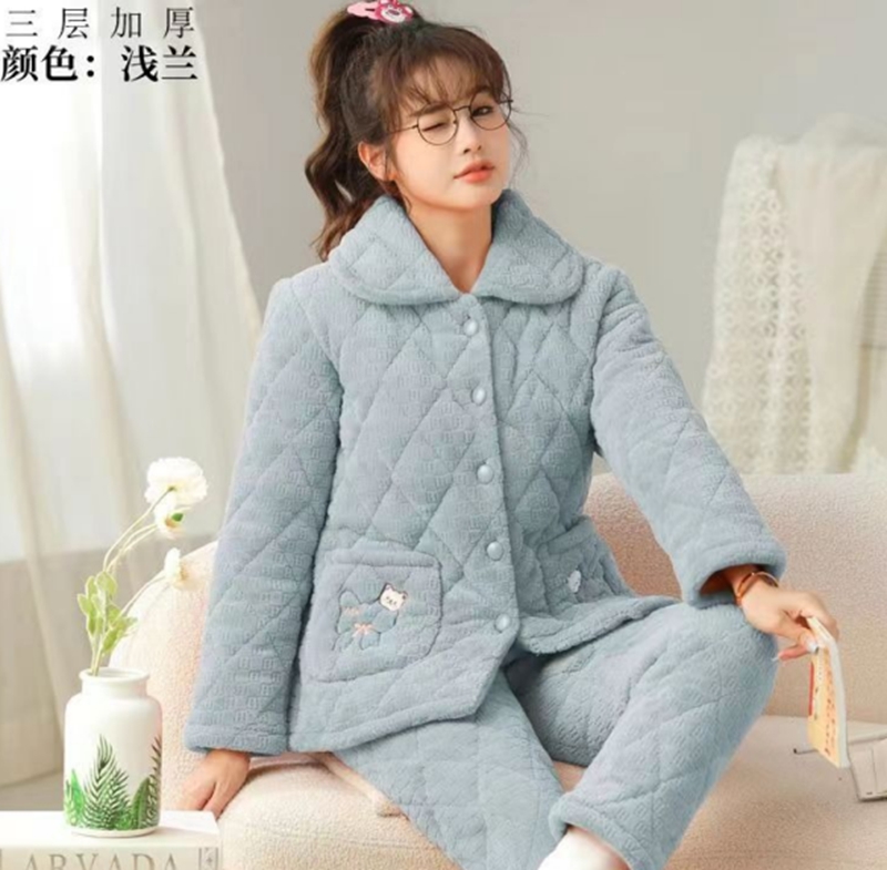 Brown Autumn and winter women's pajamas, loungewear, three-layer padded set, thickened to keep warm, and new young milk fleece for winter wear.