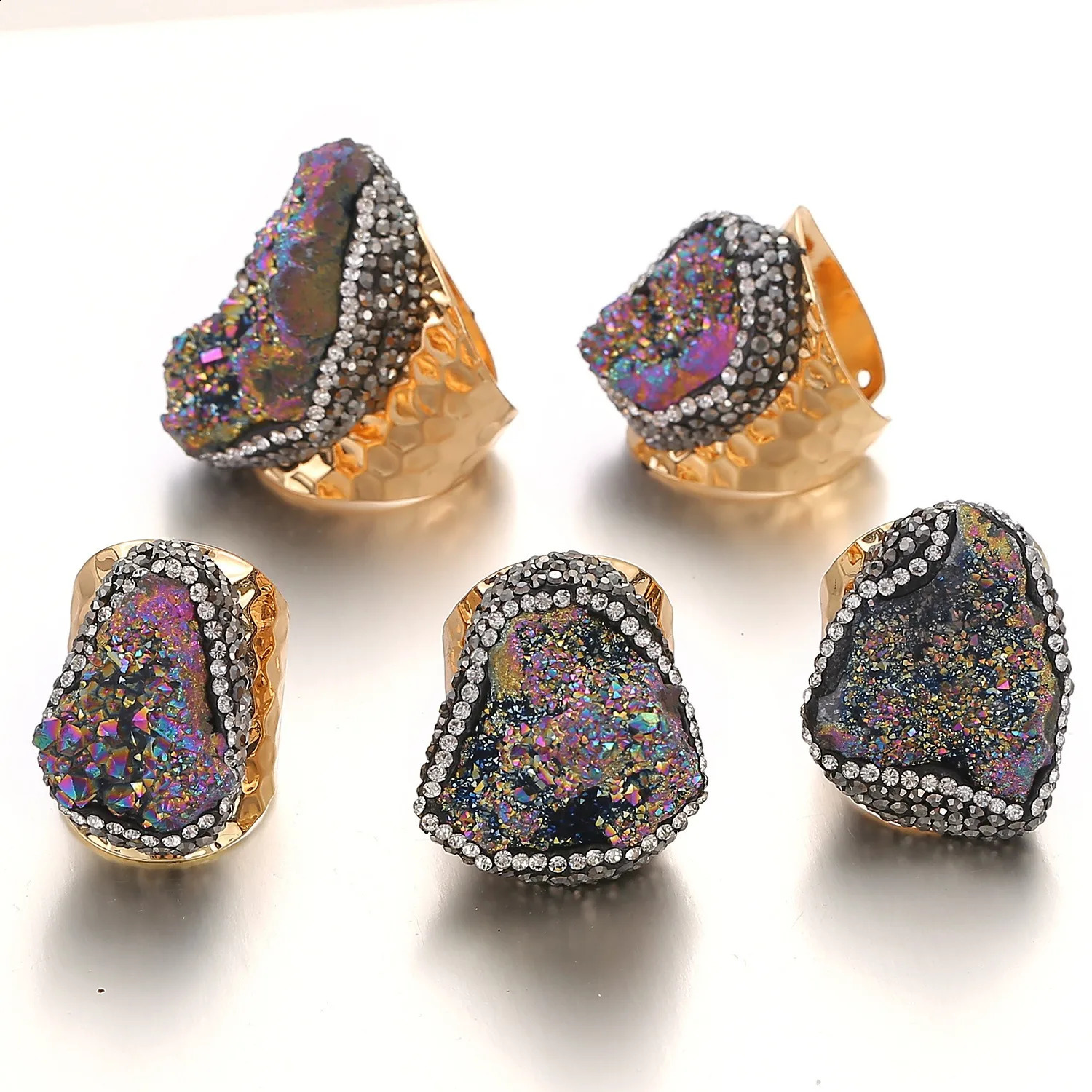 Natural Stone Adjustable Rings For Women Couple Colors Crystal Cluster Winding Ring Trend Wedding Band Jewelry Party Gift y240906