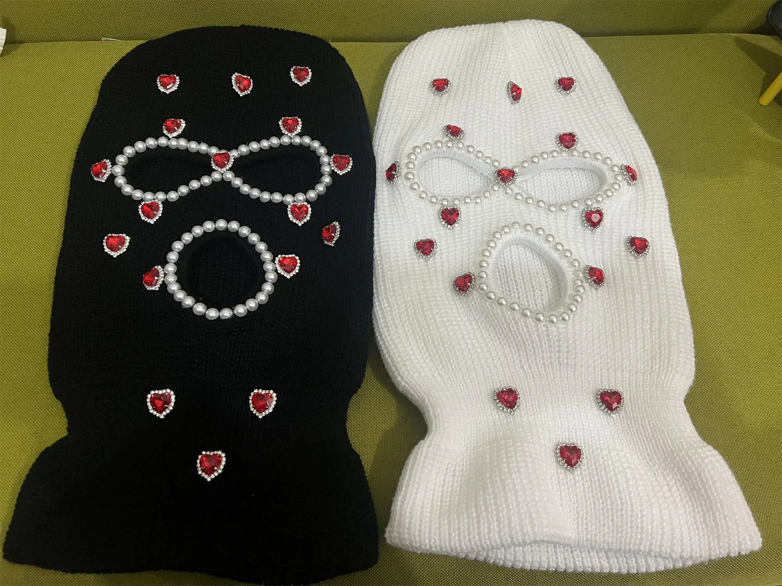 Spicy Girls Street Fashion Personalized Handmade DIY Love Red Diamond Pearl Hip Hop Rock Knitted Pulley Hat Men and Women 240910