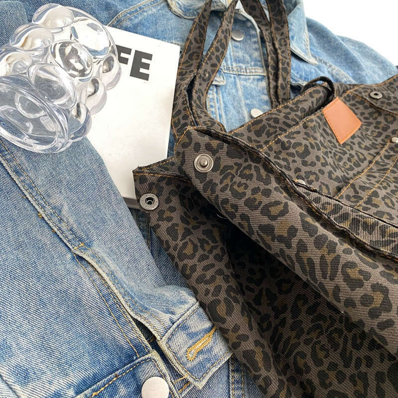 Designer Women Shoulder Animal Leopard Prints Grand Handbags Canvas Fabric Large Capacity Shopper Summer Beach Tote Bags 2025 New Free Delivery Design