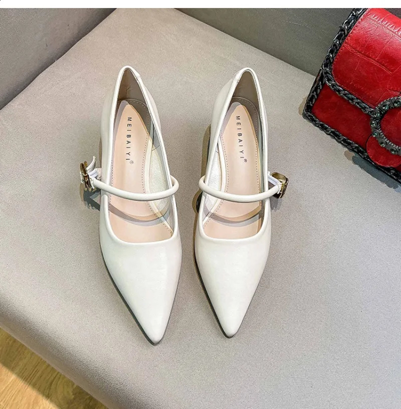 Woman Elegant Summer French Pointed Toe Mary Janes Casual Chunky Heels Female Retro Shoes Low Heeled Women Shoes Q130 240904