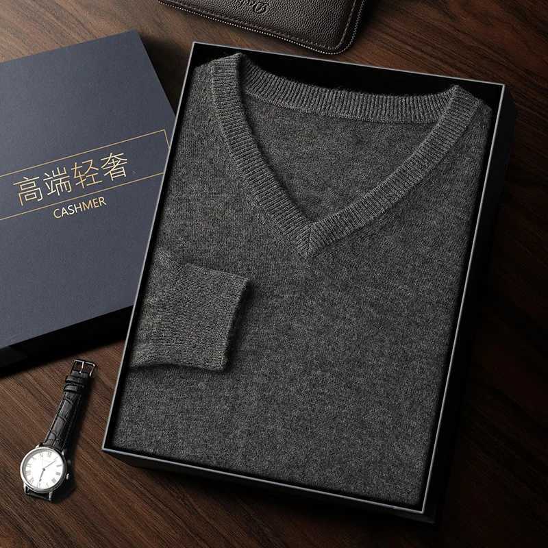 Brand new 100% pure cashmere mens V-neck high-end luxury business casual sweater autumn and winter knitted cashmere sweater W240909