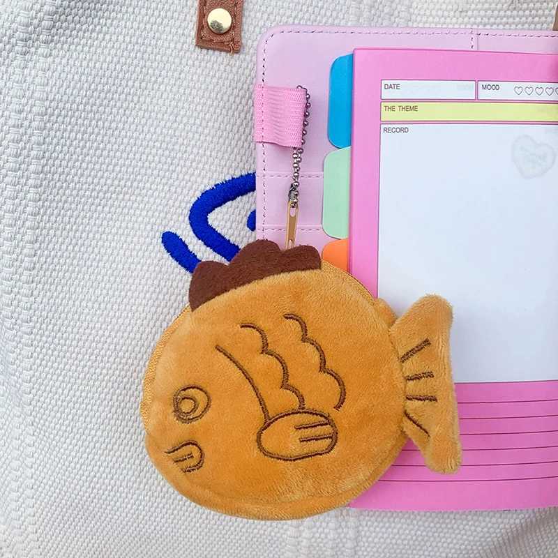 New Japan Foods Cute Plush Snapper Fish Doll Coin Purse Wristlet Bag Mini Cute Zipper Girl Coin Wallet Cable Headset Bag INSXJ241111