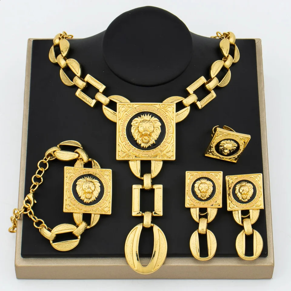 YM Jewelry Set Fashion Womens 18k Gold Plated Necklace Bracelet Jewelry Face Shape Chain Pendant Copper Earrings Square Ring Gift 240910