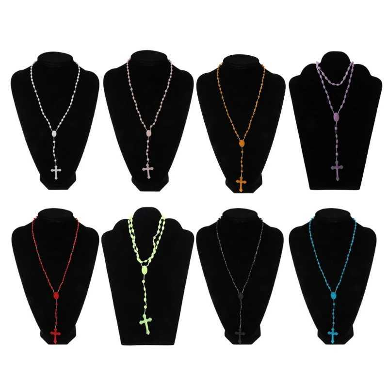 8 Colors Lovely Rosary Beads Necklace Plastic Noctilucent Necklace Church PrayerX240910