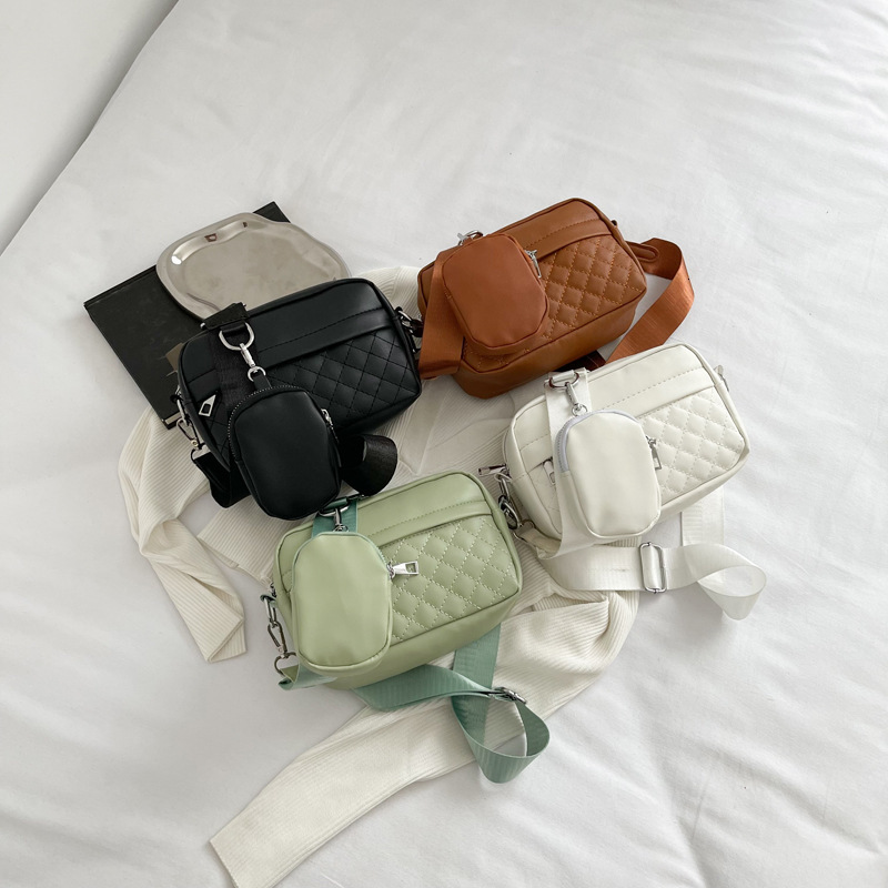 2025S Fashion Designer New Solid Color One Shoulder Autumn Fashionable Versatile Straddle Women's Bag