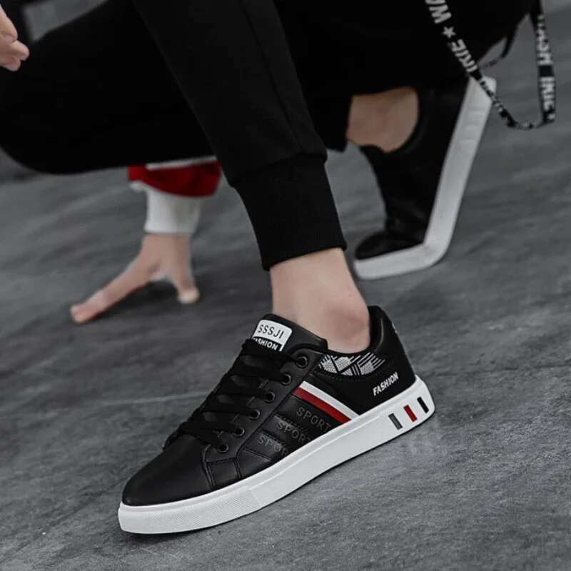 Flats Men's Sneakers Spring Autumn 2023 Outdoor Sport Shoes for Men Fashion Vulcanized Shoe Tenis Para Hombre