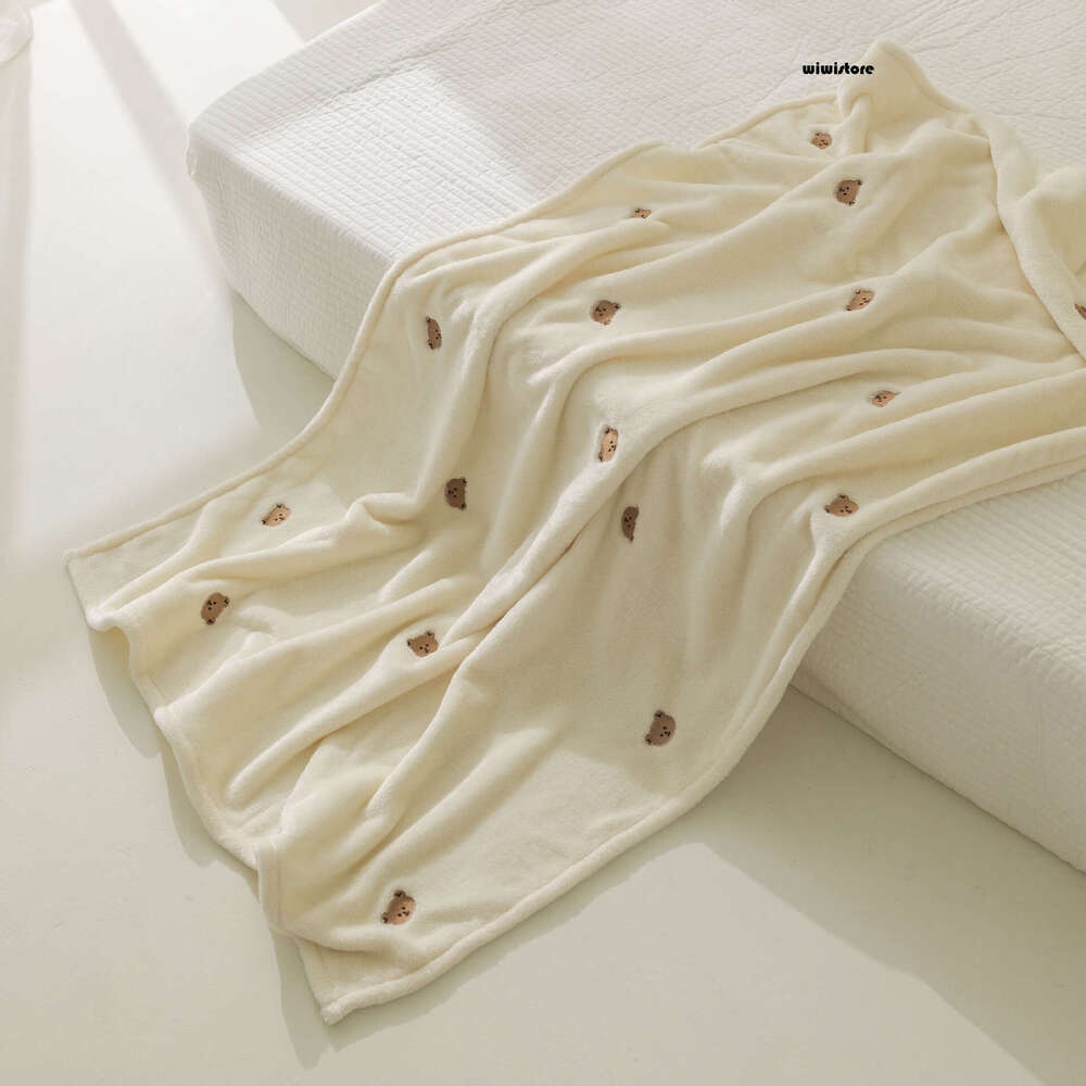 Ins Korean Baby Blanket Autumn Winter To Hug Throw Blanket Cartoon Cute Bear Rabbit Newborn Stroller Cover Fleece Kids Quilt db5