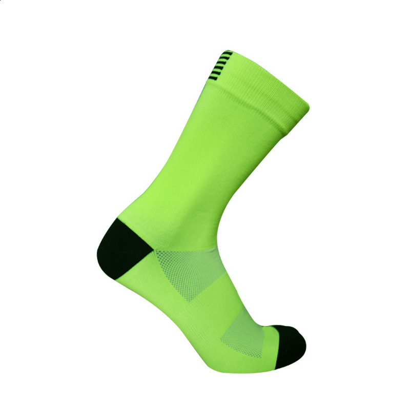 Professional Competition Solid Color Breathable Cycling Socks Outdoor Sports Compression Competition Road Cycling Socks Men and Women 220923