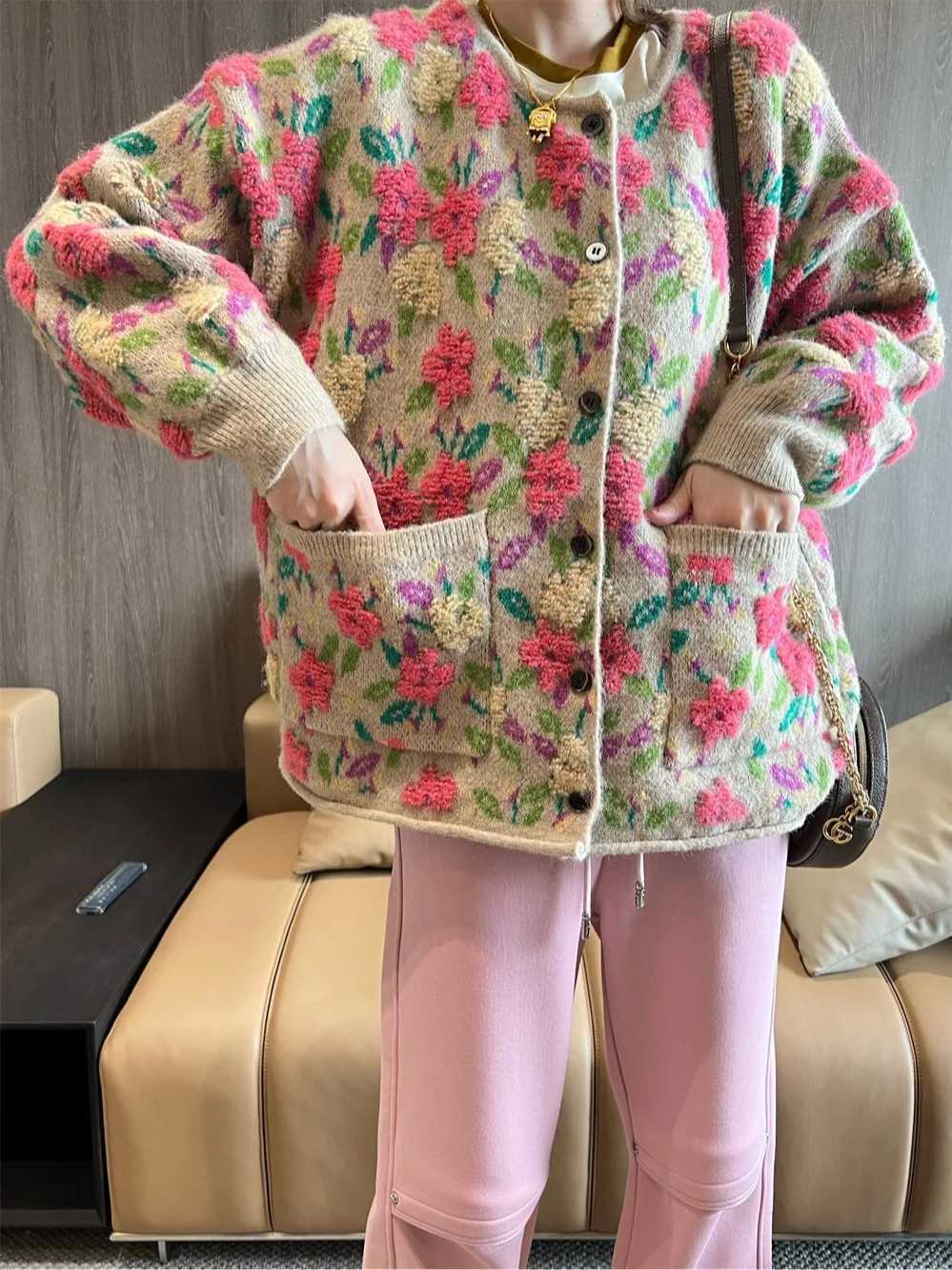 Flower Botton Oversized Sweater Knitted Cardigan Winter Tricot Chunky Autumn Lazy Oaf Korean Blusa Termica Kawaii Chunky Knit M240910