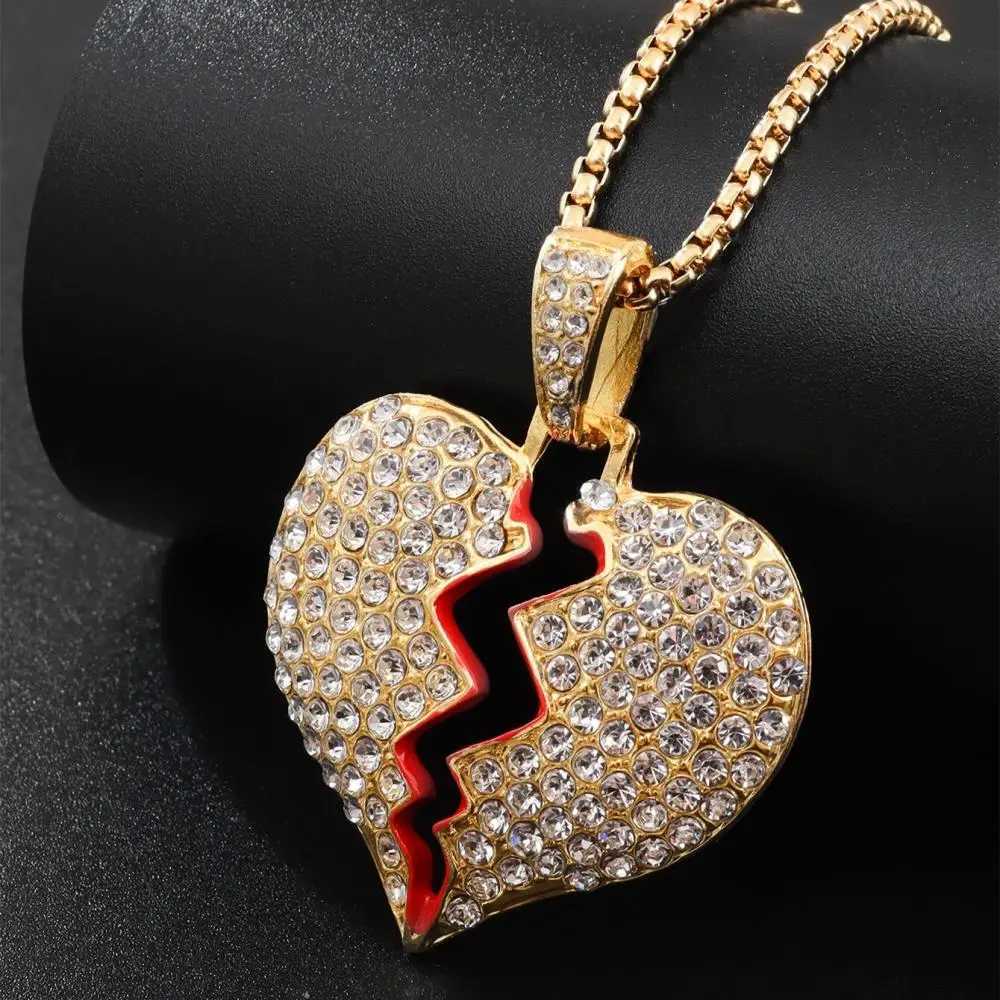 Crystal Alphabet Pendant with 24 Inch Chain for Men Women Sparkling Hip Hop Rock R Jewelry GiftsXJ241227