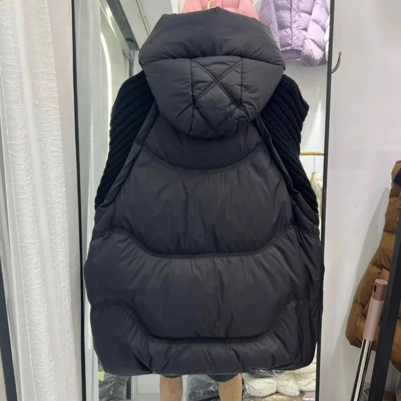 knitted spliced cotton vest jacket for womens autumn and winter fashion short sleeved sleeveless hooded sweatshirt top 240910