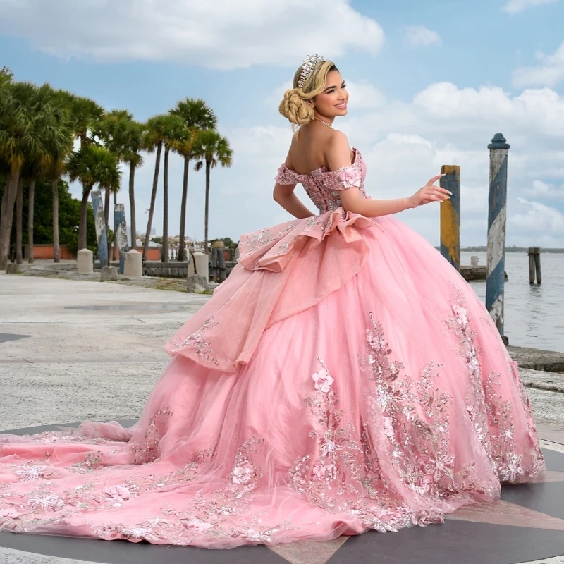 Pink Shiny Off Shoulder Ball Gown Quinceanera Dresses 2024 Sweet 16 Dress Princess Appliqued Lace Beads Party Gowns Vestido 15 De