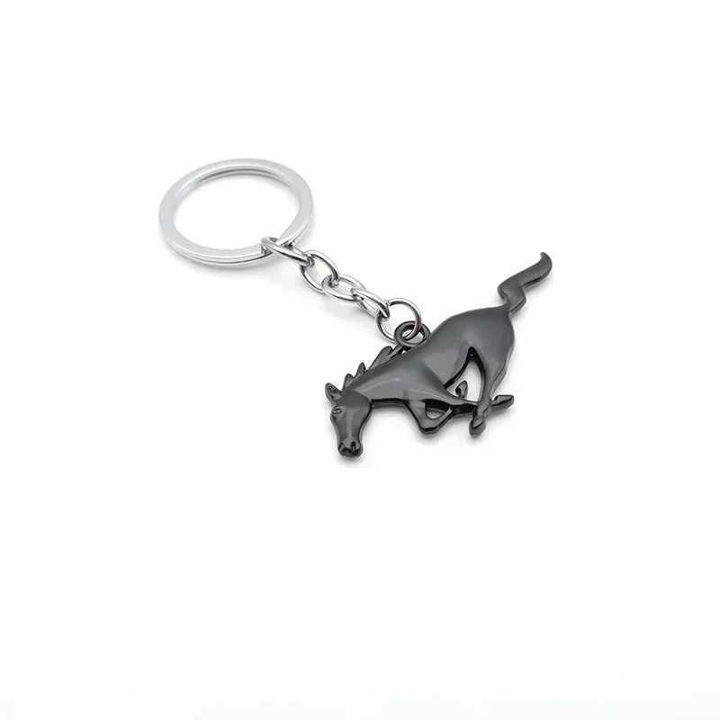 Metal keychain for Mustang GT Focus Mk2 Mk3 Carnival Rangers Mondeo S-MAX Kuga Shyelby Transit horse pendant car keychain W240911