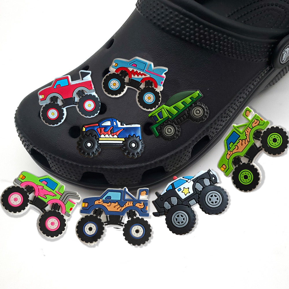 Shoe Parts Christmas Animal Themed PVC Shoe Charms for Shoes Wristbands Sandals Ideal Party Favor Gift for Kid Boy Girl Women And Men Cartoon