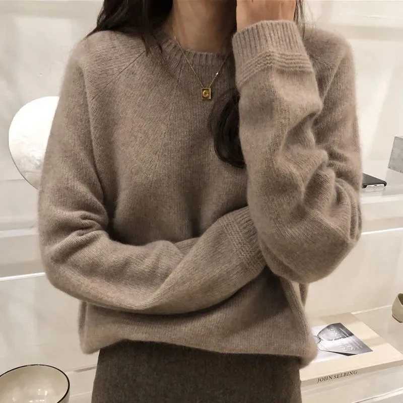 Fall Winter Thicken Warm Cashmere Sweater Women Harajuku Loose Basic O Neck Pullovers Solid Simple All Match Knitwear Jumpers M240910