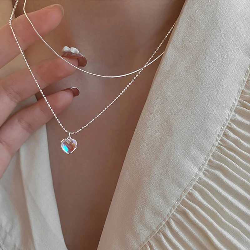 Silver Color Double Heart-shed Moonstone Pendant Necklace Women Gradient Gemstone Clavicle Chain Couple XJ250524
