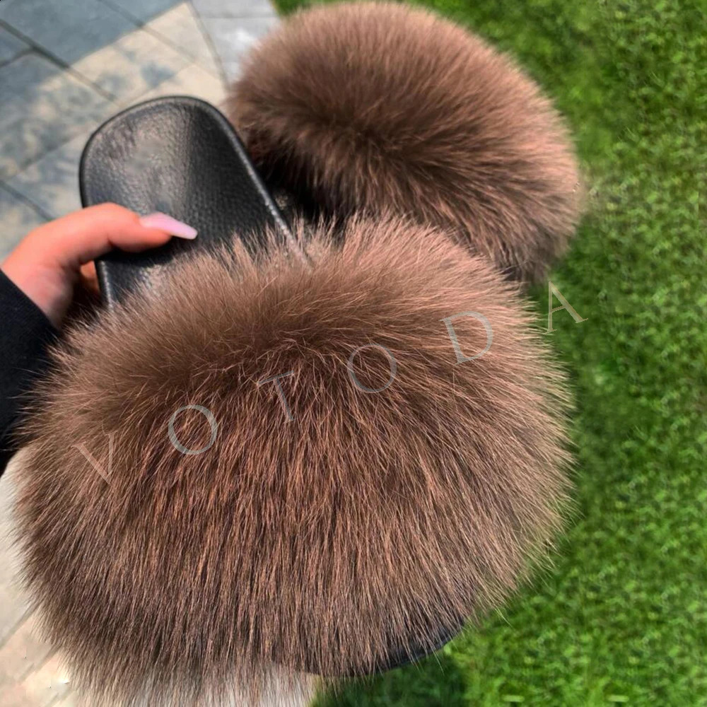 Women Summer Fur Slippers Woman Fluffy Fox Fur Raccoon Fur Slides Female Furry Outdoor Flat Flip Flops Lady Slip On Sandals 240910