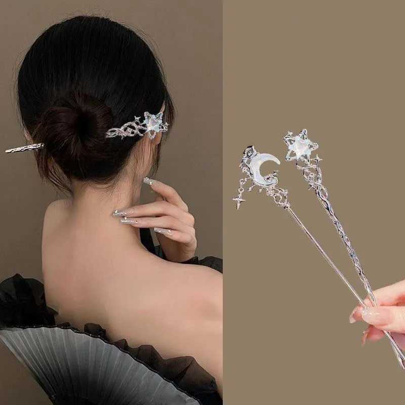 Vintage Crystal Star Moon Hair Sticks for Women Chinese Style Cross Tassel Hairpin Disk Hair Chopsticks Hair AccessoriesX240911