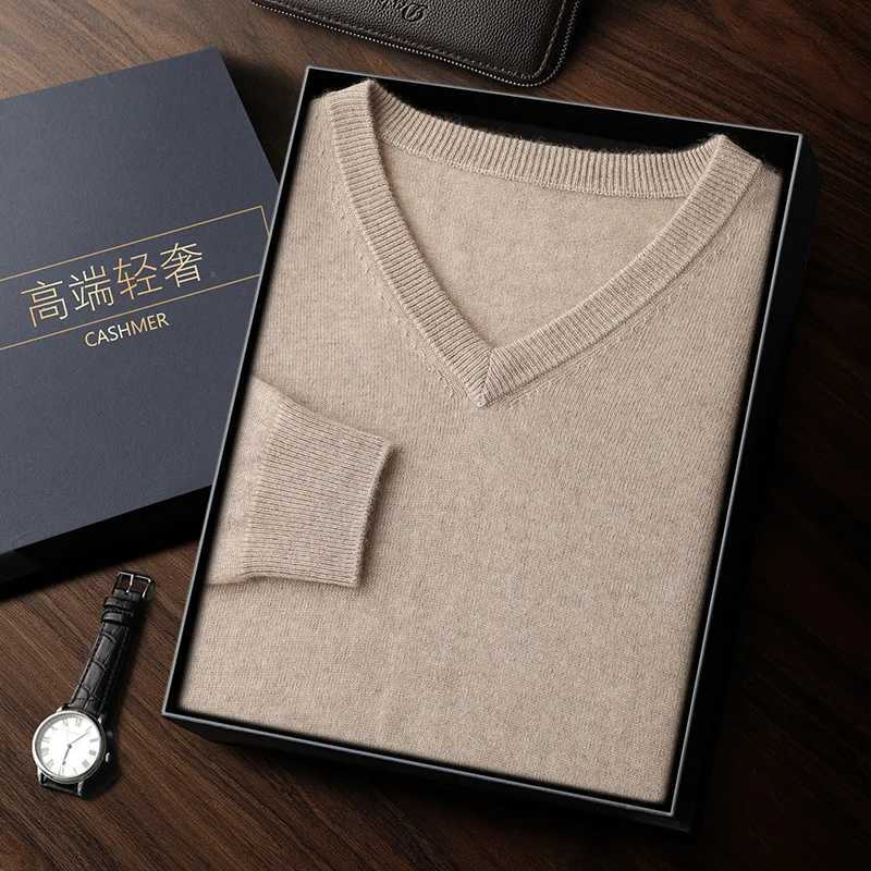 Brand new 100% pure cashmere mens V-neck high-end luxury business casual sweater autumn and winter knitted cashmere sweater W240909