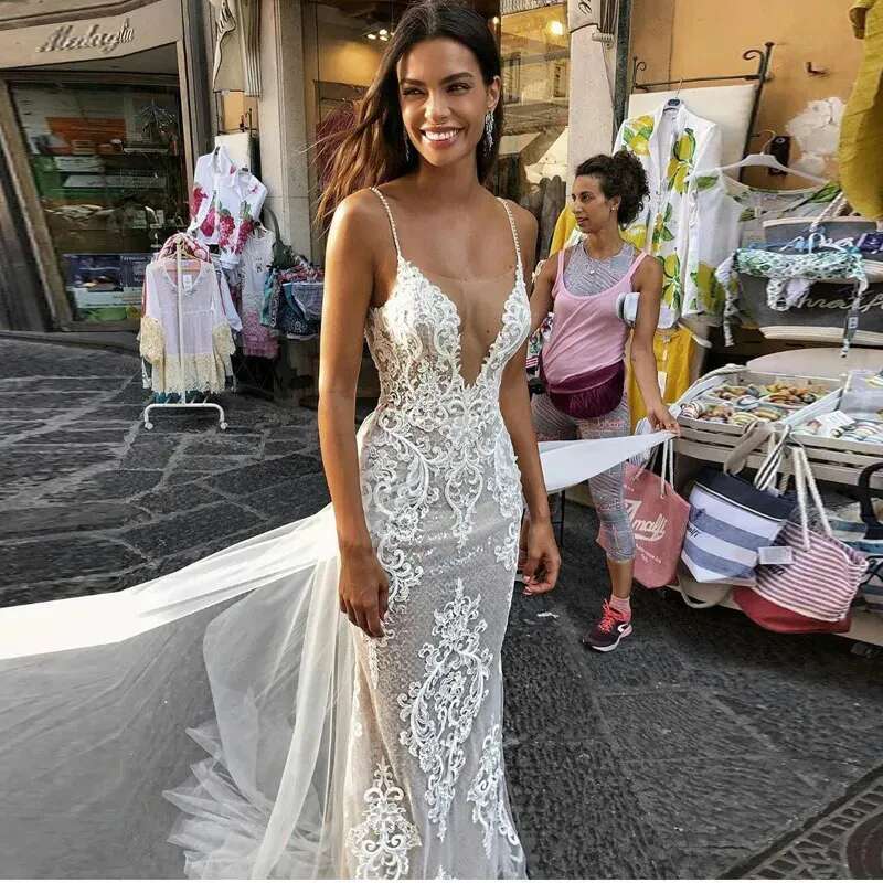 2025 New sexy A-e Spaghetti with beach Wedding dress Applique Beach bridal gown Vestido De Mairage