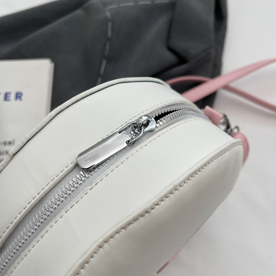 2025 Designer Women 3 Shoulder Halloween Bags Handbag PU Leather Gifts Black White Outdoor Indoor Party Decoration