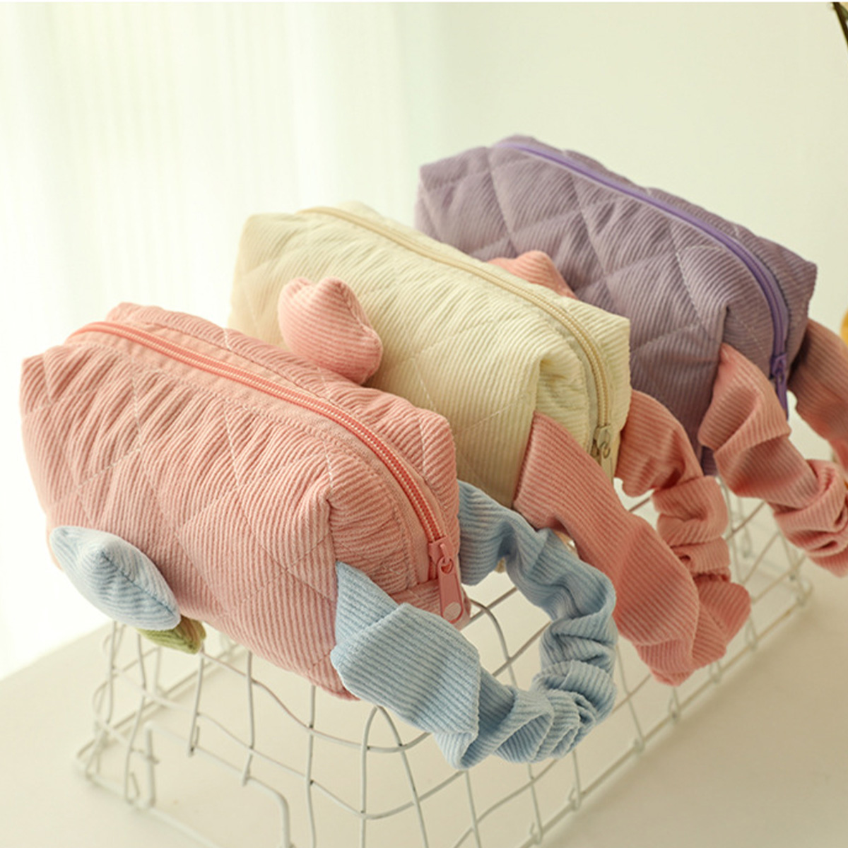 Makeup bag corduroy hand-held storage bag cute high-end easy to carry large capacity toiletry bag