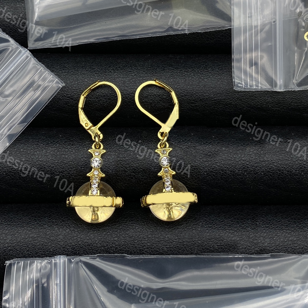 designer for women earings Viviian Saturn Stud Luxury Women Fashion Jewelrys Earing Metal Punk Rock style jeweler Westtwood Woman Party Wedding Gifts