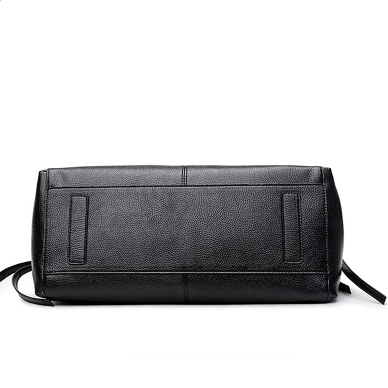 3 large capacity fashionable personalized womens lightweight y single shoulder handbag work briefcase 240904 4