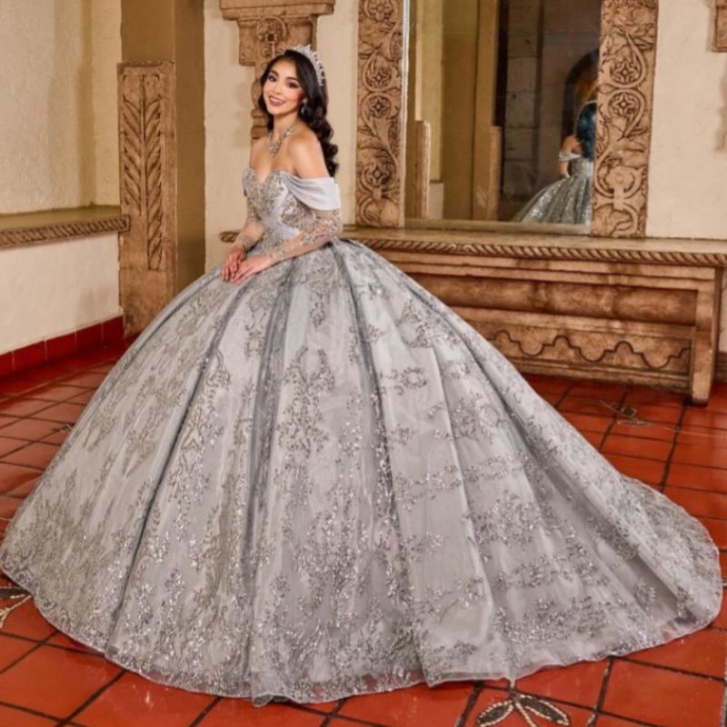 Luxury Silvery Quinceanera Dresses Sweetheart Sequin Applique Beads Crystal Tull Ball Gown Vestidos De 15 Anos XV Brithday Sweet 16 Dress