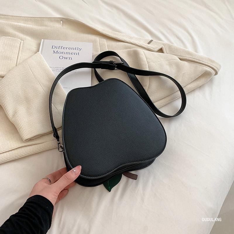 Poisoned Fruit Shaped Crossbody Halloween Skull Shoulder Ghost Bag For Horror Night CYD2409115