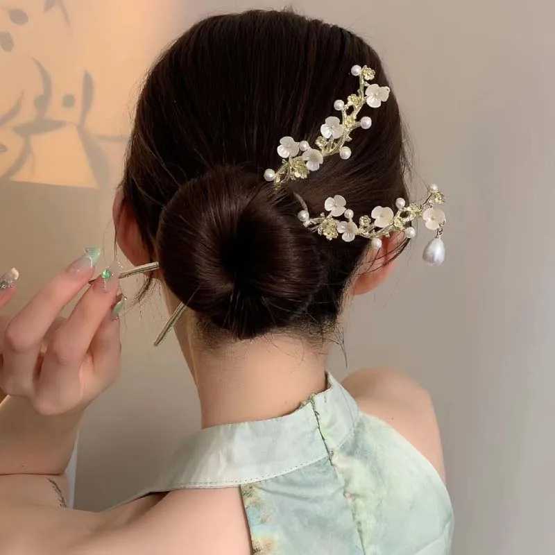 Retro Chinese Style Tassel Hair Clip For Women Hair Stick Pins Flower Handmade Hairpins Charm Jewelry Accessories Hair OrnamentsX2409