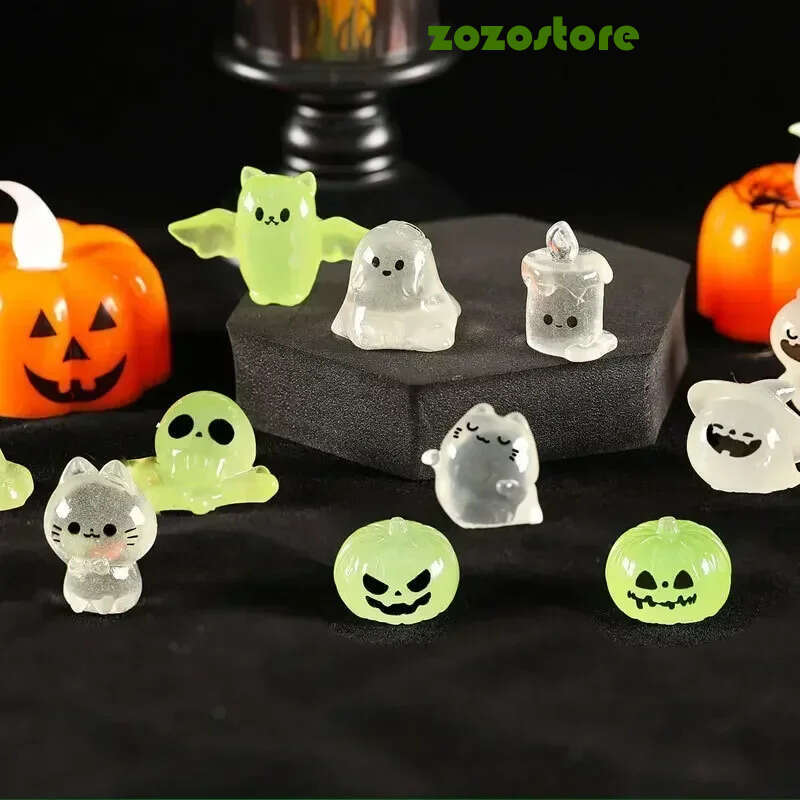 6Pcs Mini Luminous Figures Mini Cat Ghost Pumpkin Bat Skull Candle Glow In Dark Micro Landscape Miniatures For Holiday Halloween 42E