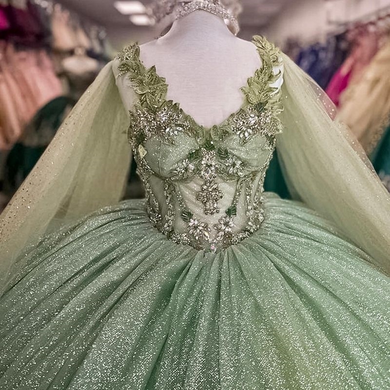 Sage Green Shiny Quinceanera Dresses Sweet 16 Dress Ball Gown Appliques Beads Tull With Cape Party Birthday vestidos de 15