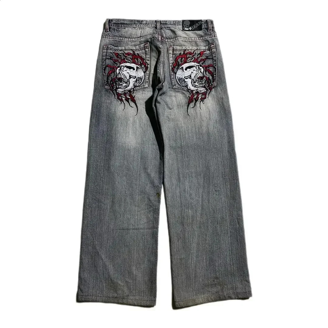 Y2k Gothic heavy industrial pocket skull embroidery rises in mens and womens Harajuku streetwear punk casual wide leg washed jeans 240911