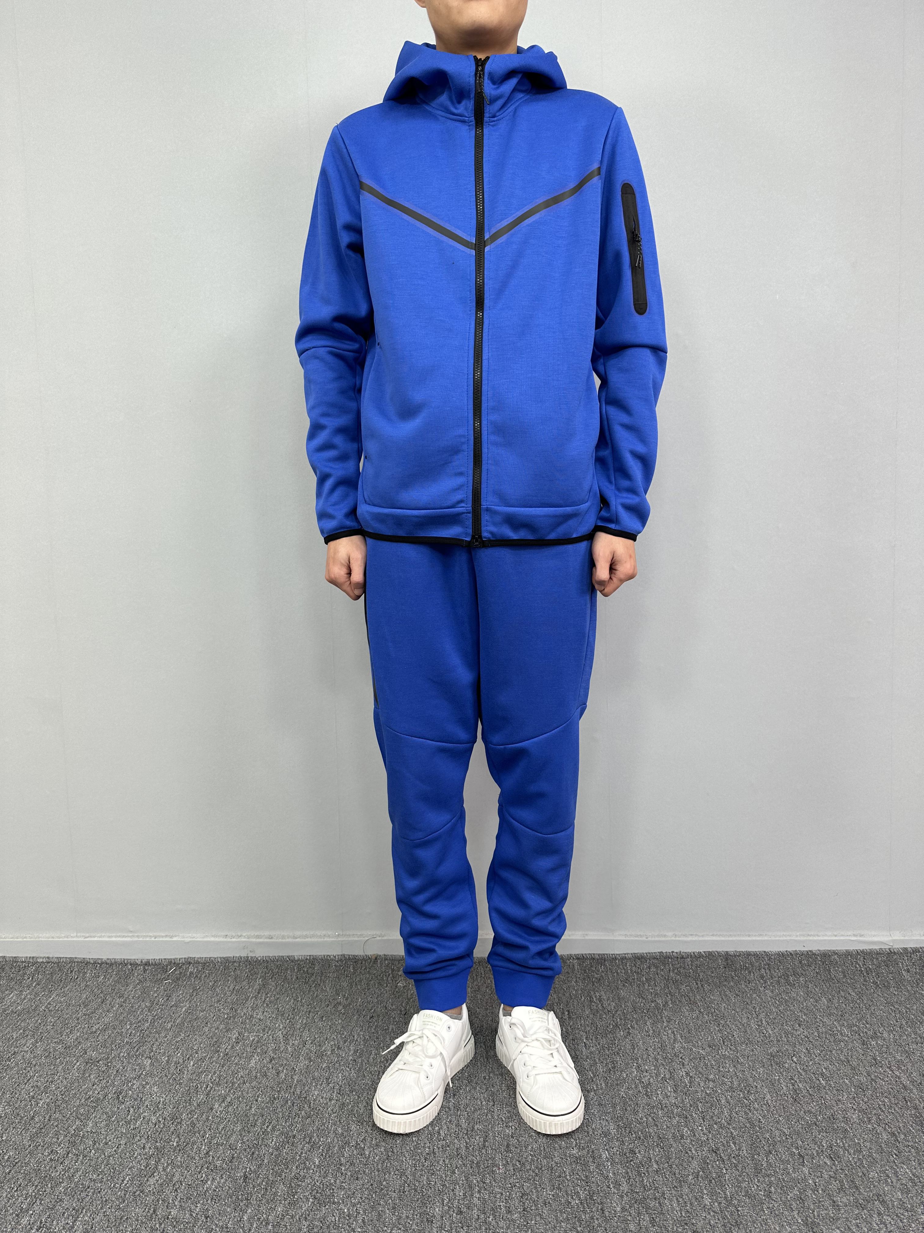 2025 no kids tech fleece Tracksuit comfortable designer hoodie tracksuit Basketball Football Outfit Two piece set Women and men Hoodies sweatpants spo