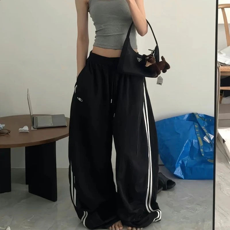 QWEEK Harajuku Retro Striped Pants Womens Oversized Korean Fashion Freight Trous Jogging Bag Black Sports Leisure Sports Pants 240910