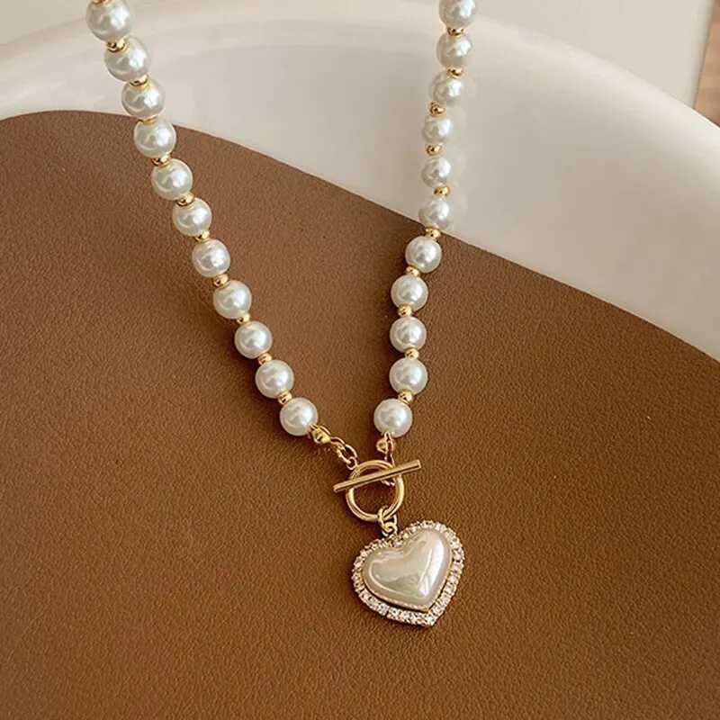 Elegant Pearl Necklace For Women Heart Pendant Necklaces Luxury Imitation Pearls Chain Necklaces Korean Jewelry Girls GiftsX241009