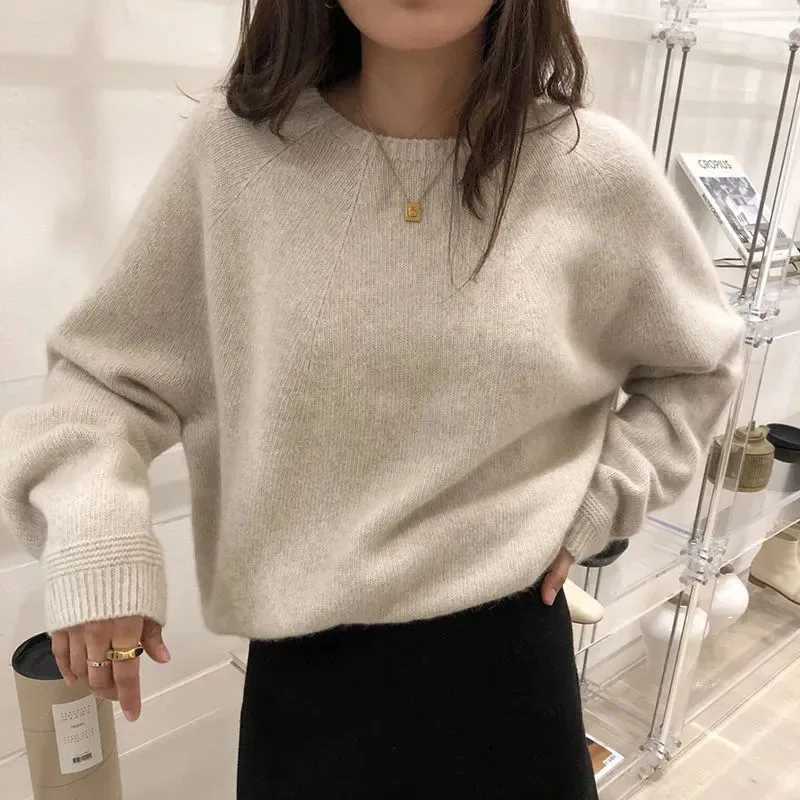 Fall Winter Thicken Warm Cashmere Sweater Women Harajuku Loose Basic O Neck Pullovers Solid Simple All Match Knitwear Jumpers M240910