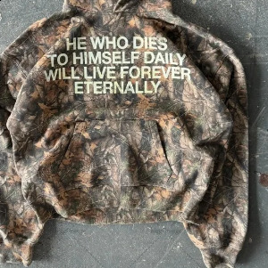 European and American Street Retro Loose Printed Sportswear Trend Hip Hop Casual Edition Long Sleeve Super Large Hoodie 240910