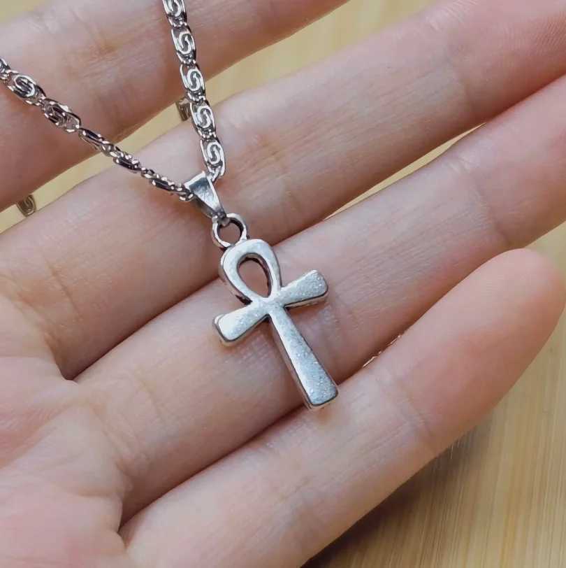 1pcs Vintage Punk Cross Jesus Fish Christian God Pendant Necklace 45cm Stainl Steel Chain Fashion Jewelry Wholesale SalesXJ241227